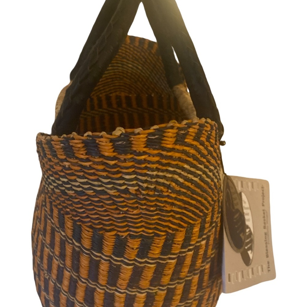 Blessing Handwoven Basket Bag with Black Orange Accents- 18 x9x5 drop 5 NWT l - Picture 2 of 5